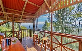 Vista Turrialba Lodge